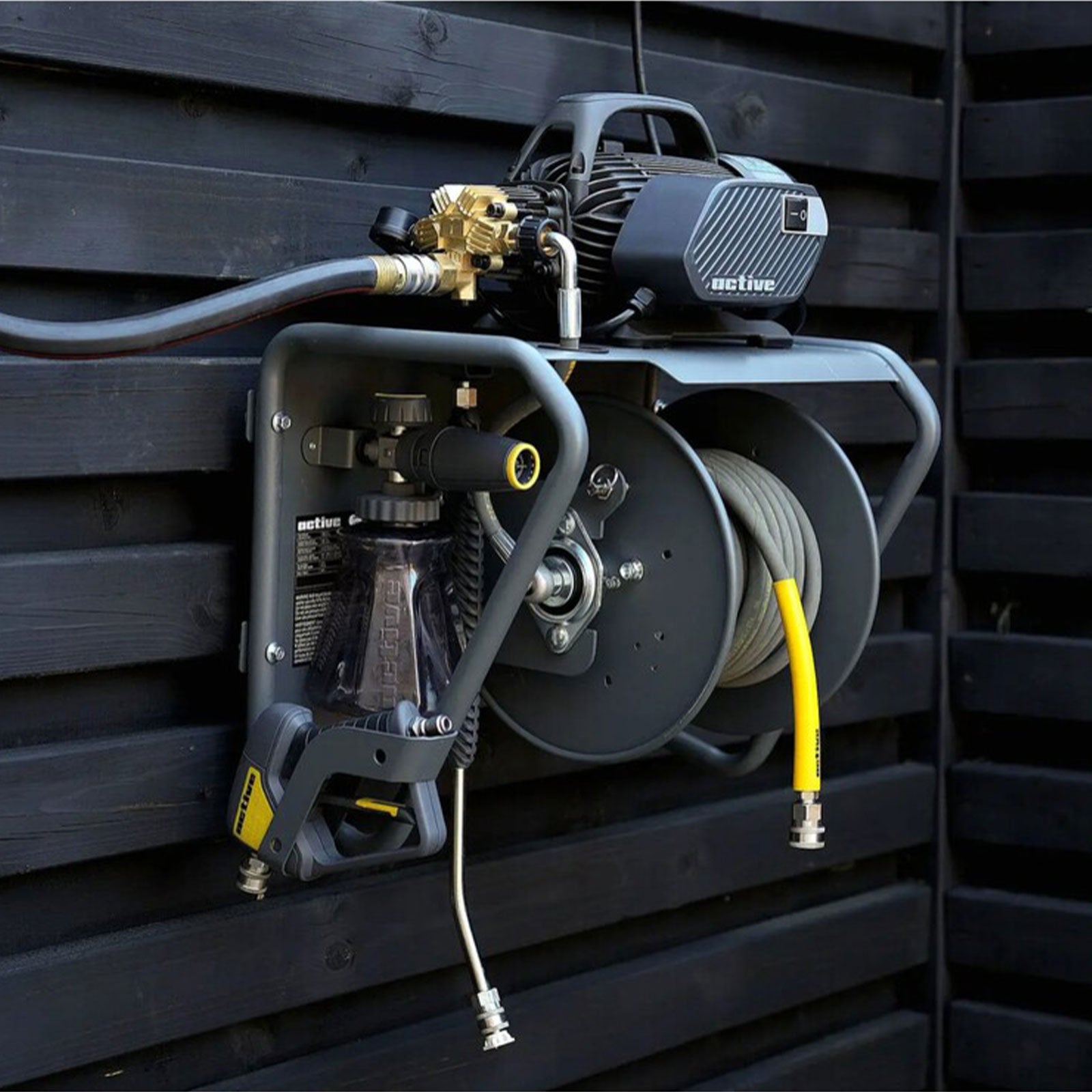 Active Pressure Washer Wall Mount