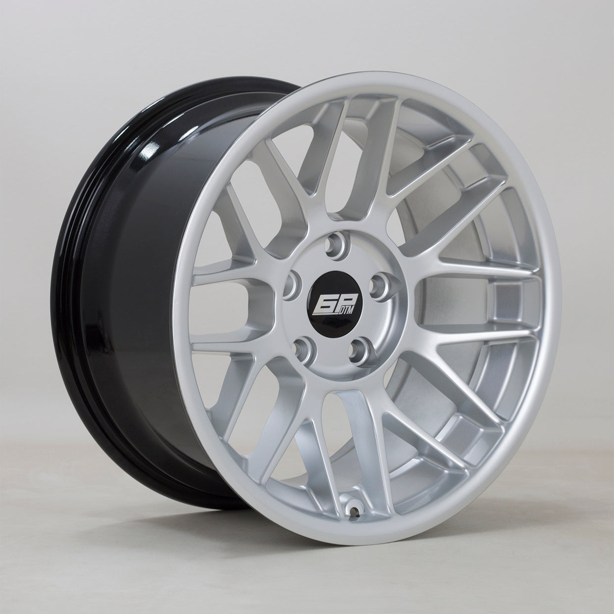 6Performance DTM 17x9 5x120 ET22 Hyper Silver