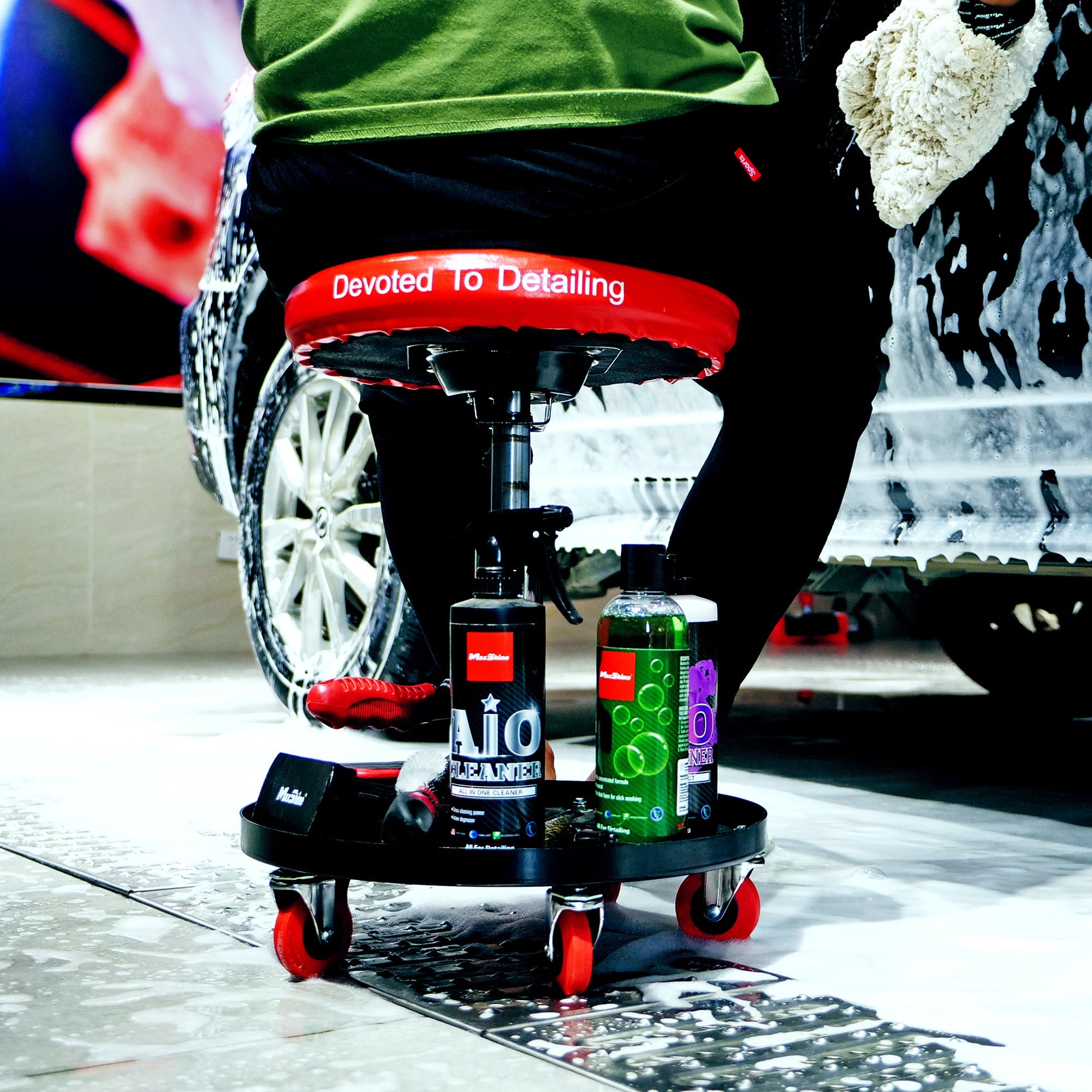 Max Shine Detailing Stool
