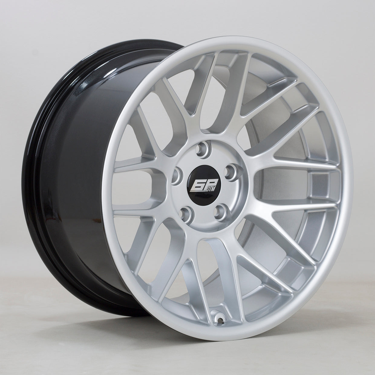 6Performance DTM 18x10 5x120 ET20 Hyper Silver