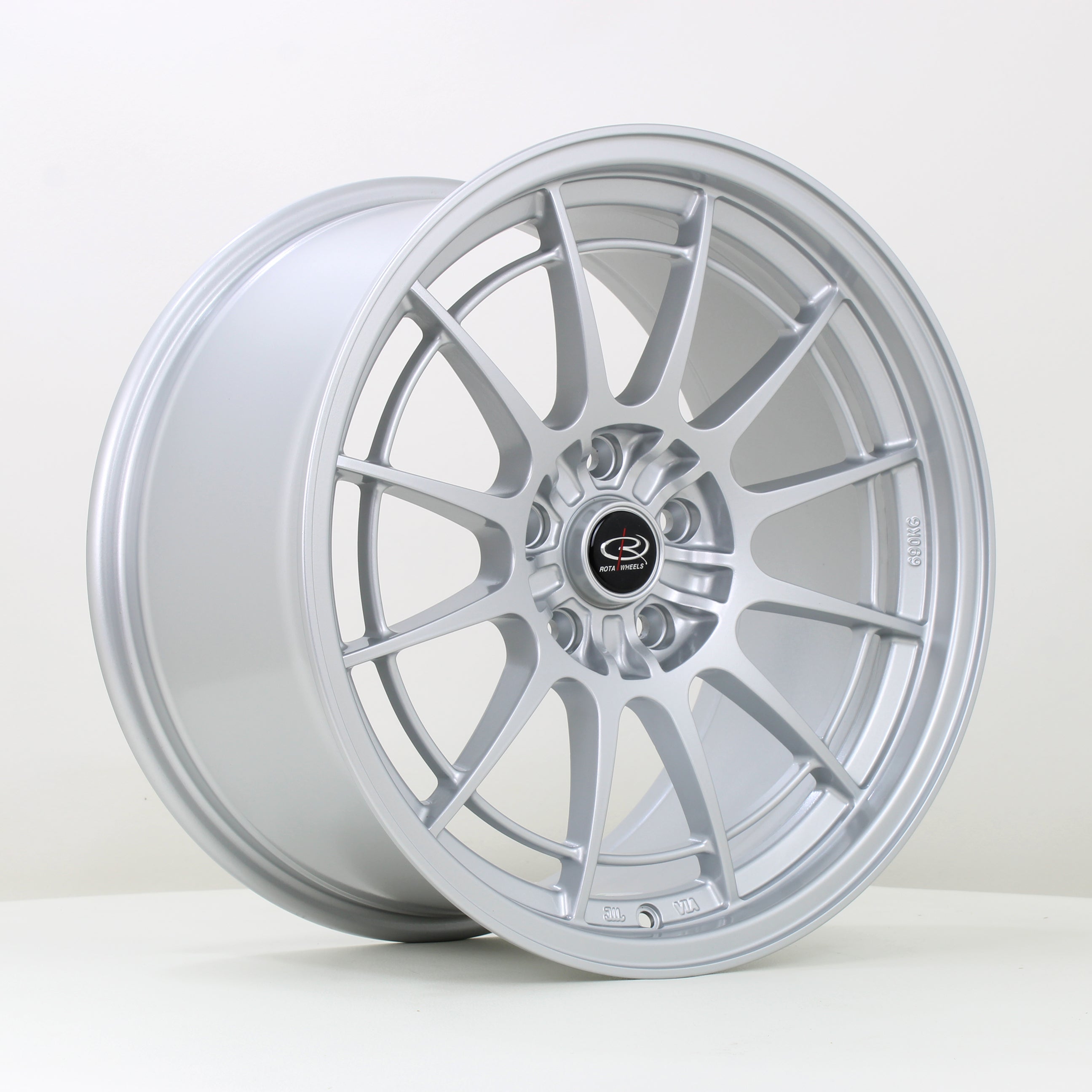 Rota GKR 18x9.5 5x114.3 ET40 Silver