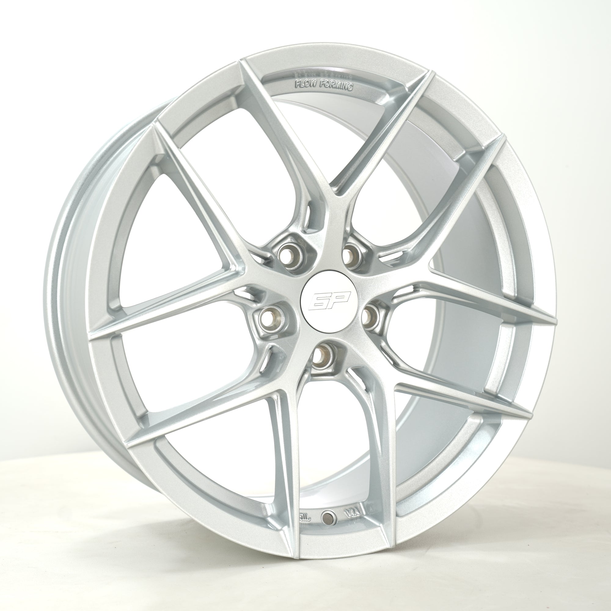 6Performance Vortex 18x8 5x112 ET43 Hyper Silver